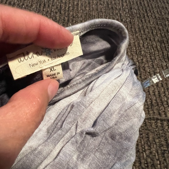 Beach cover up - Picture 2 of 4